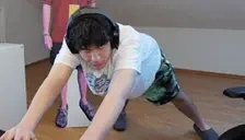 FELLOFF emote for Discord