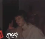 Flicky2Kpifpaf emote for Discord