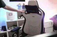 FLASHPunch emote for Discord