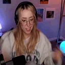 fluttTiktok emote for Discord