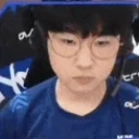 floraDIESOFCRINGE emote for Discord