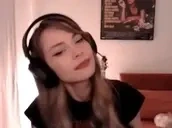 fjolynWiggle emote for Discord