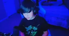 frostySCARED emote for Discord