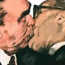 FraternalKiss emote for Discord