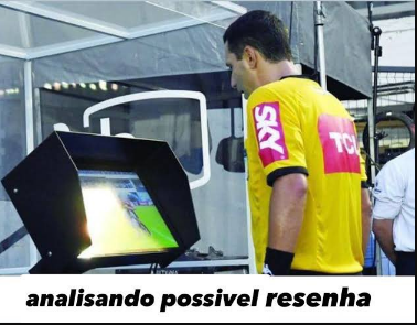 AlertaResenhaVAR emote for Discord